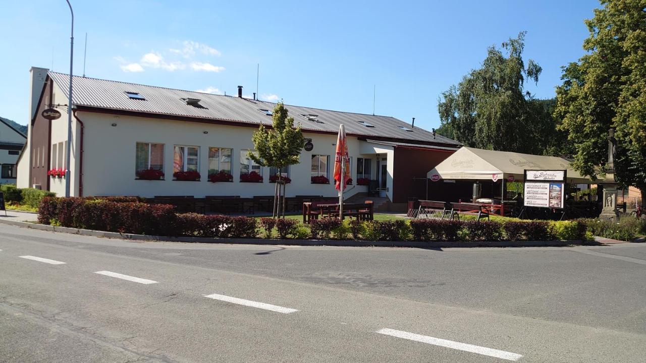 Na Rybnicku Bohutin Hotel Buitenkant foto